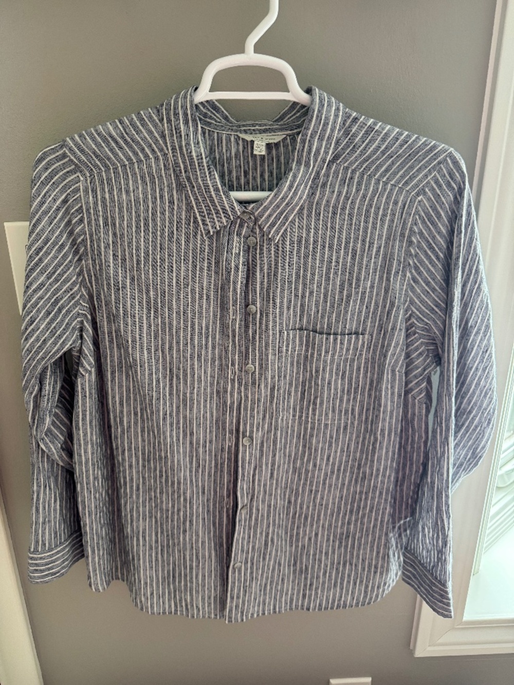 Womens Lucky Brand 1X Button Down Shirt.